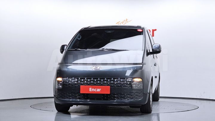 Hyundai Staria 2022 — 3