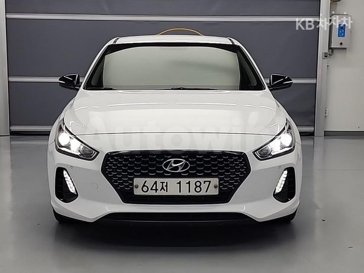 Hyundai i30 2017 — 2