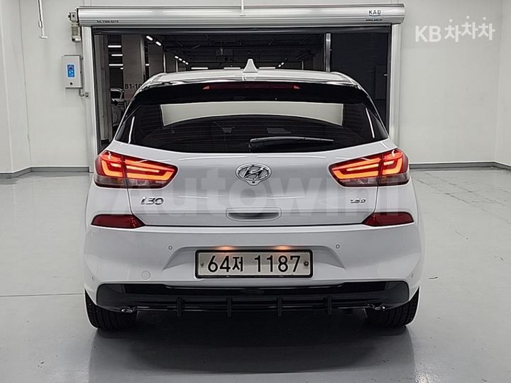 Hyundai i30 2017 — 3