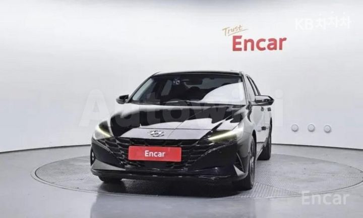 Hyundai Avante 2023 — 3