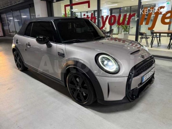 Mini New Convertible 2022 — 2