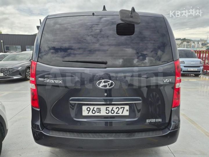 Hyundai Starex 2015 — 4