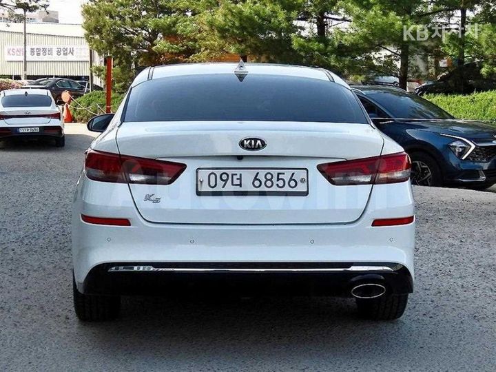 Kia K5 2019 — 4
