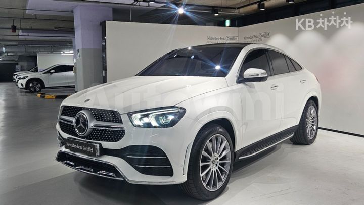 Mercedes Benz GLE Class 2023 — 2