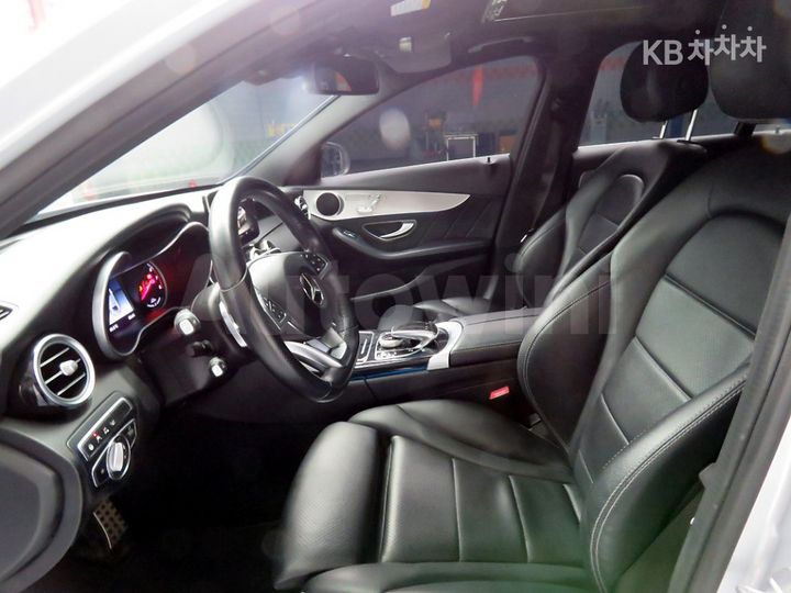 Mercedes-Benz C Class 2018 — 5