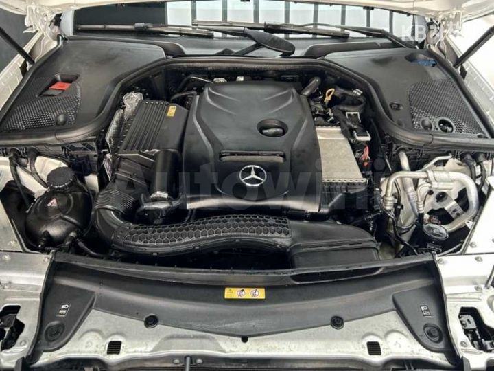 Mercedes-Benz E Class 2022 — 5