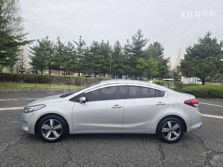 Kia K3 2018 — 3