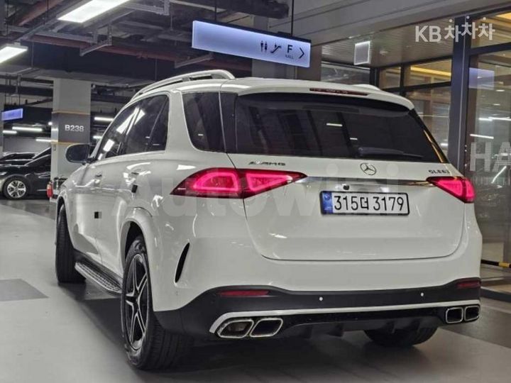 Mercedes Benz GLE Class 2019 — 3