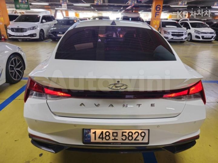 Hyundai Avante 2021 — 5