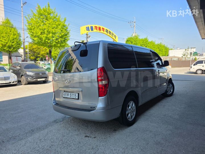 Hyundai Starex 2013 — 3
