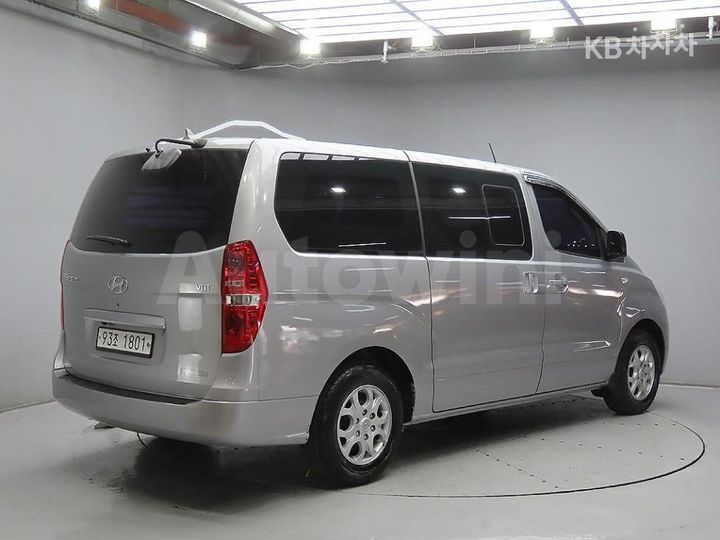 Hyundai Starex 2015 — 4