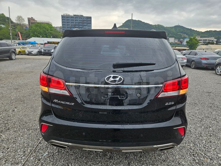 Hyundai Maxcruz