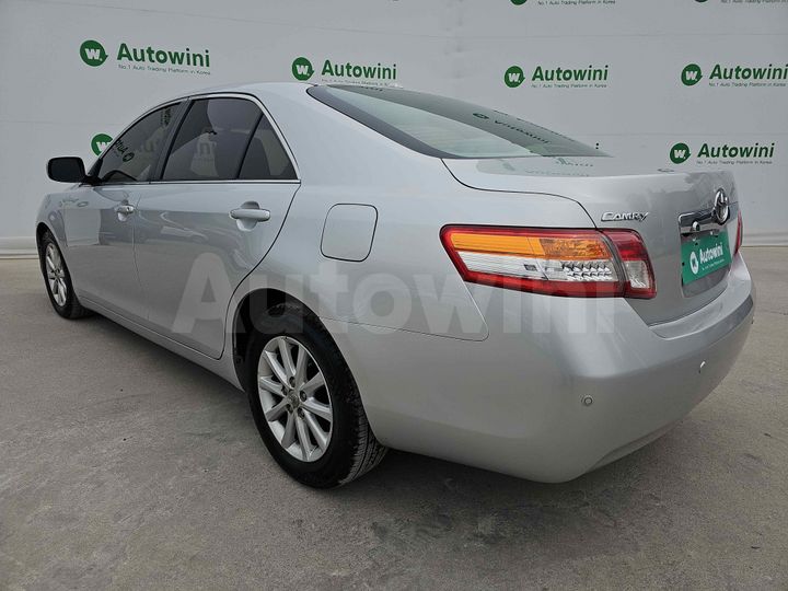 Toyota Camry 2011 — 3