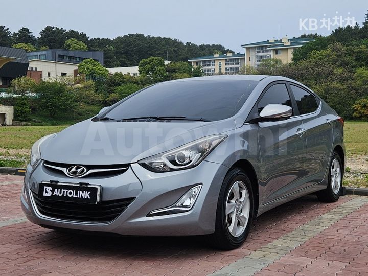 Hyundai Avante 2015 — 2