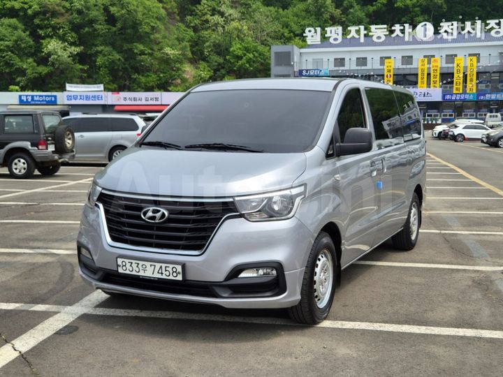 Hyundai Starex 2019 — 2