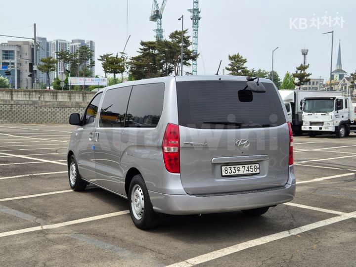 Hyundai Starex 2019 — 4