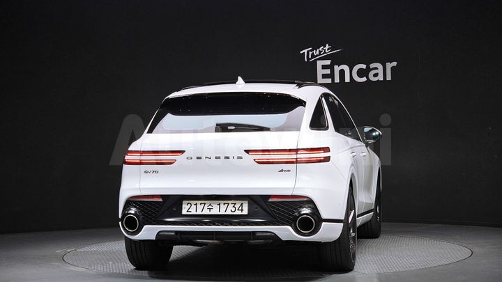 Genesis GV70 2023 — 4