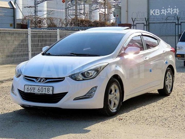 Hyundai Avante 2014 — 2