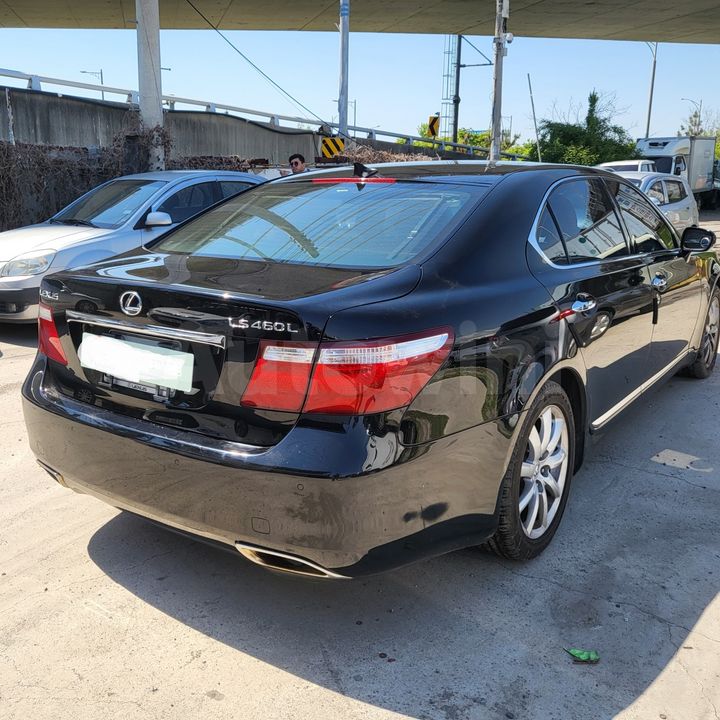 Lexus LS 2009 — 5