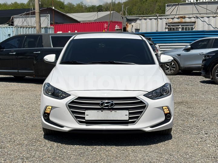 Hyundai Avante 2018 — 2