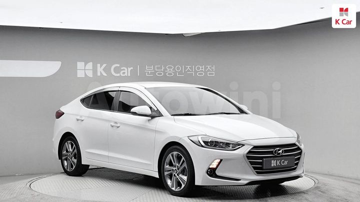 Hyundai Avante 2018 — 3