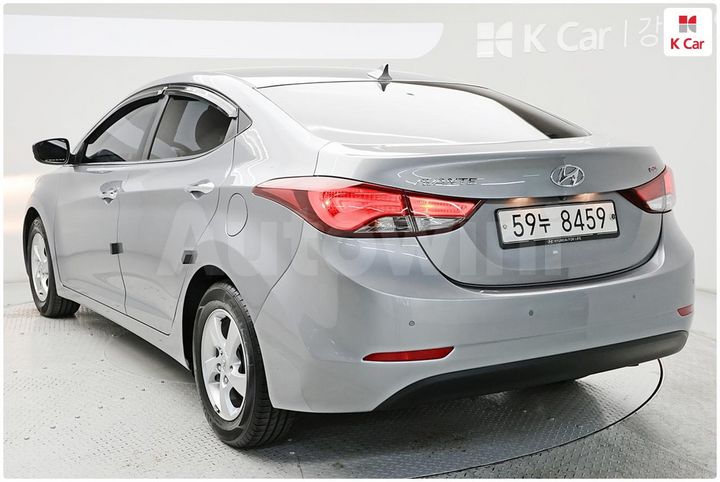 Hyundai Avante 2014 — 2