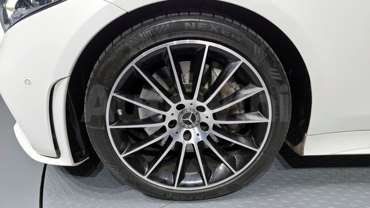 Mercedes Benz CLS Class 2019 — 5