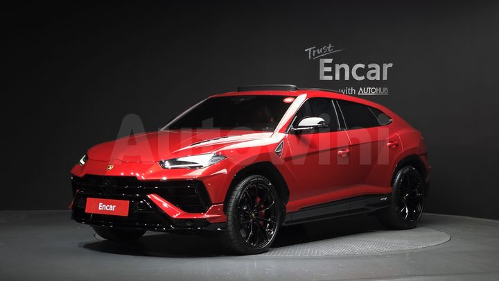 Lamborghini Urus 2024 — 2