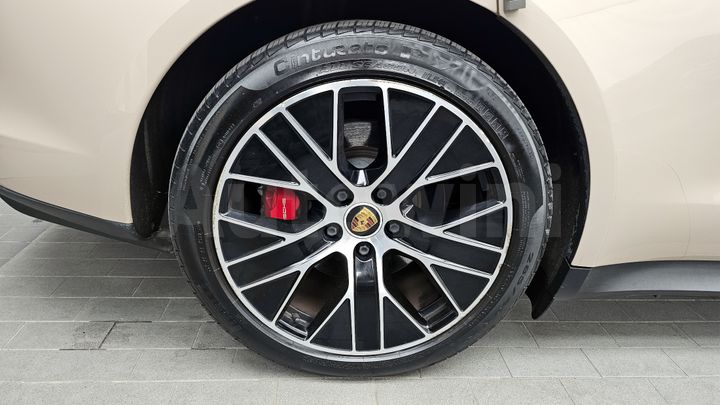 Porsche Taycan 2022 — 5