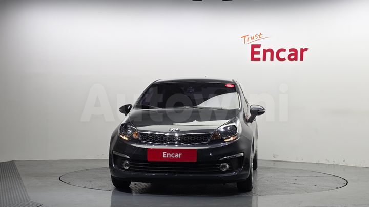 Kia Pride 2015 — 3