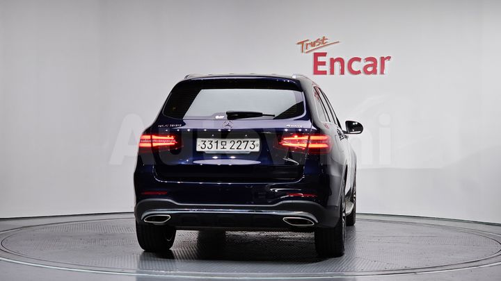Mercedes Benz GLC Class 2019 — 4