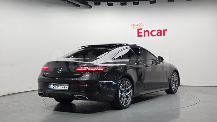 Mercedes-Benz E Class 2023 — 2