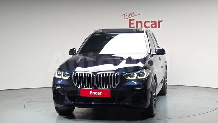 BMW X5 2021 — 2
