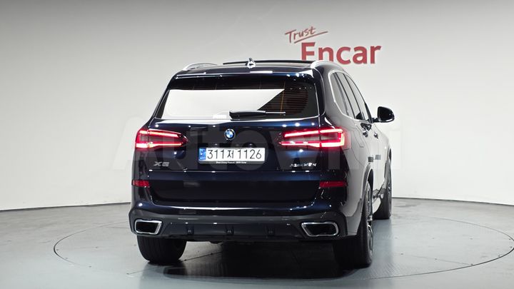 BMW X5 2021 — 3