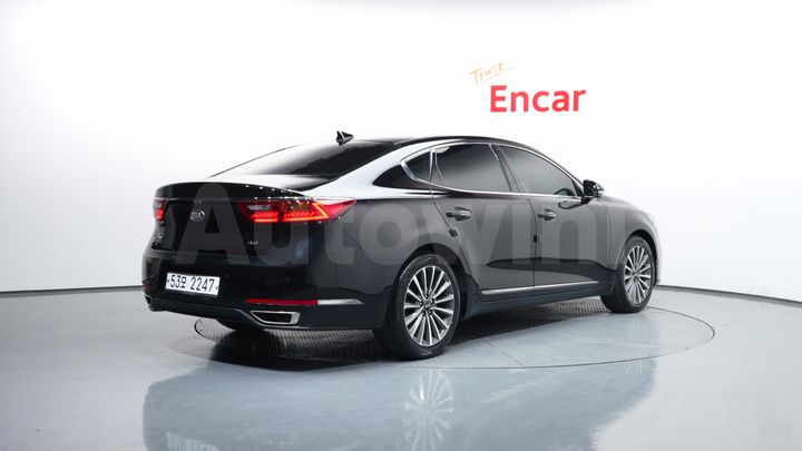 Kia K7 2017 — 2