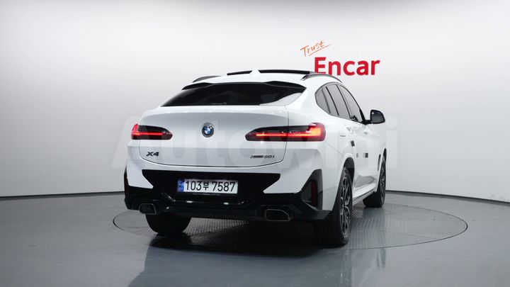 BMW X4 2023 — 3