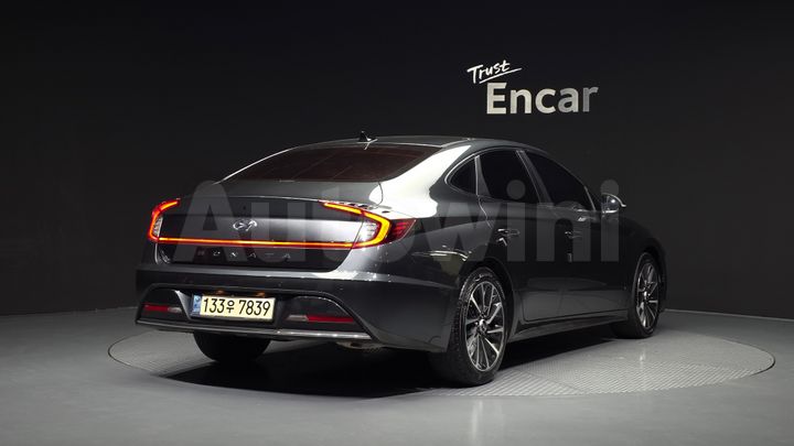 Hyundai Sonata 2023 — 2