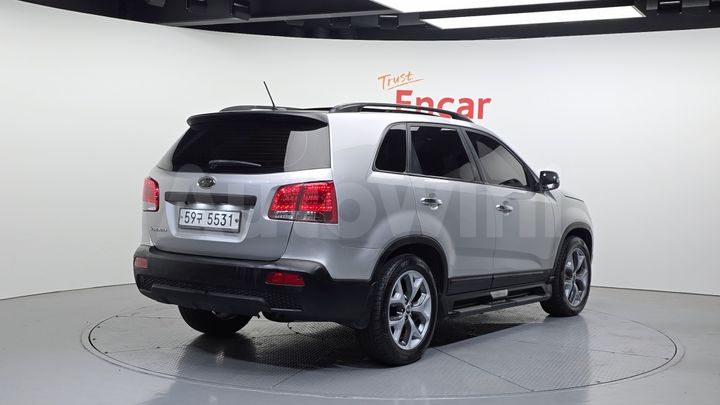 Kia Sorento 2011 — 2