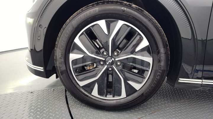 Kia EV6 2023 — 5