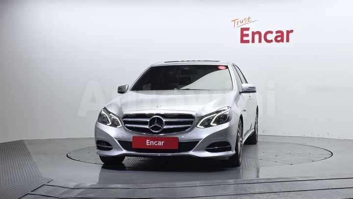 Mercedes-Benz E Class 2016 — 3