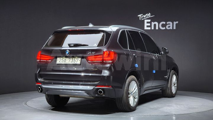 BMW X5 2017 — 2