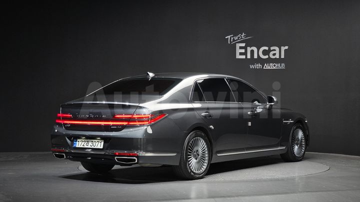 Genesis G90 2019 — 2