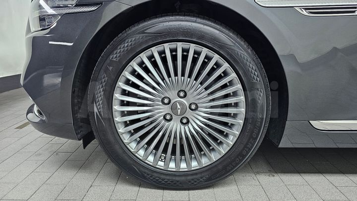 Genesis G90 2019 — 5