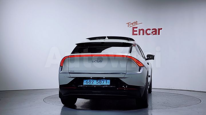 Kia EV6 2022 — 4