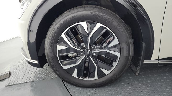 Kia EV6 2022 — 5
