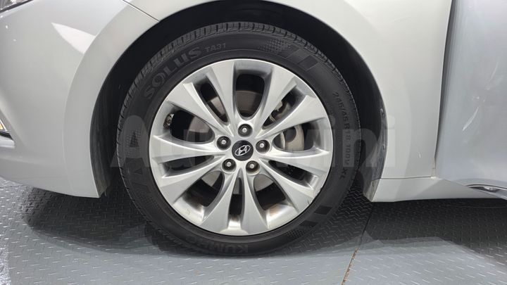 Hyundai Grandeur 2011 — 4