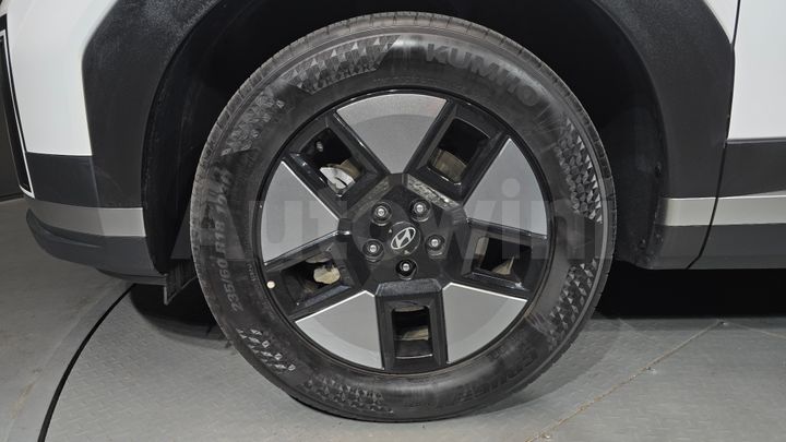 Hyundai SantaFe 2025 — 5