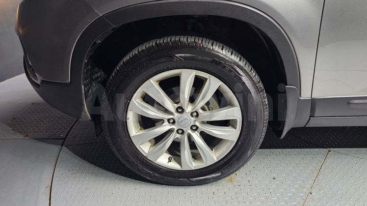 Kia Sorento 2010 — 5