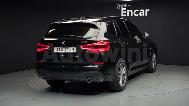 BMW X3 2018 — 2