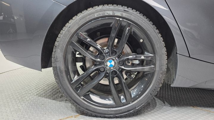 BMW 1 Series 2018 — 5